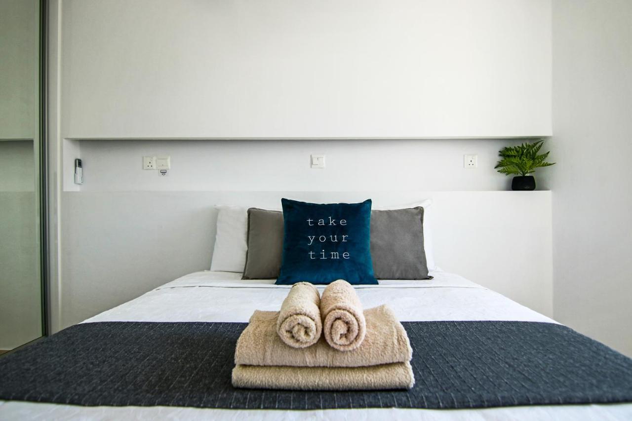 Phaedrus Living: Seaside Luxury Flat Lighthouse 65 Apartamento Pafos Exterior foto